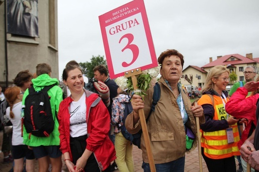 Piknik pielgrzymów jasnogórskich u św. Józefa Bilczewskiego w Wilamowicach - 2022