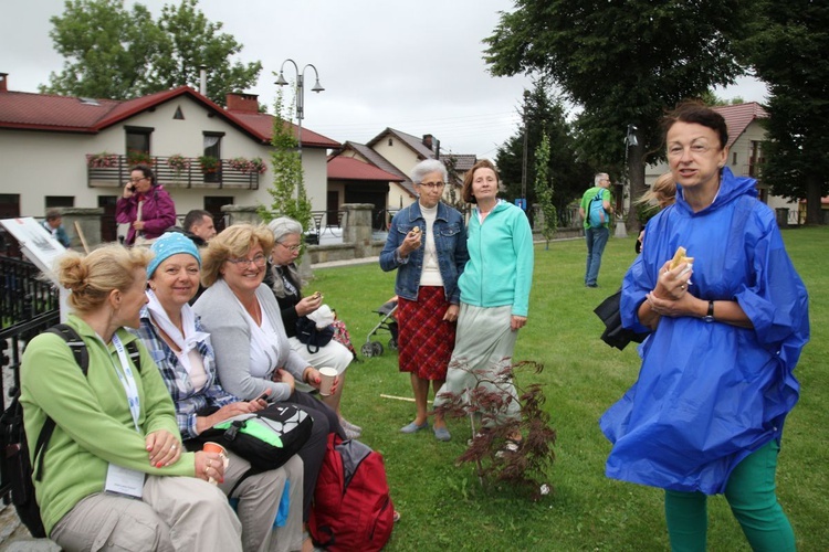 Piknik pielgrzymów jasnogórskich u św. Józefa Bilczewskiego w Wilamowicach - 2022