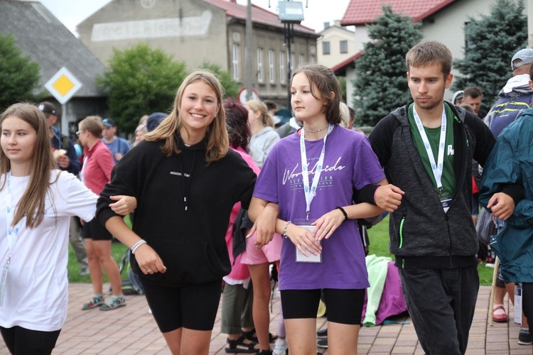 Piknik pielgrzymów jasnogórskich u św. Józefa Bilczewskiego w Wilamowicach - 2022