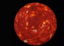 Naukowiec opublikował zdjęcie "odległej gwiazdy" - okazało się, że to plasterek kiełbasy