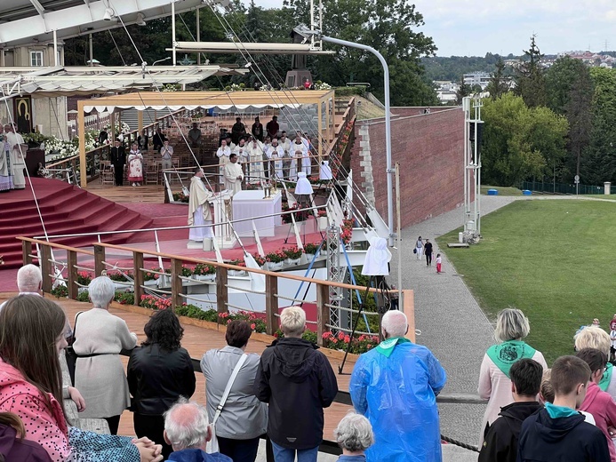 Rybnicka pielgrzymka - wejście na Jasną Górę