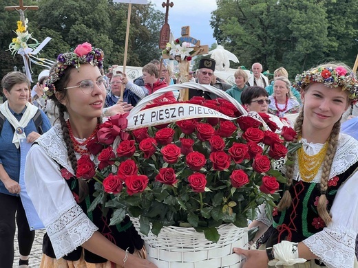 Rybnicka pielgrzymka - wejście na Jasną Górę