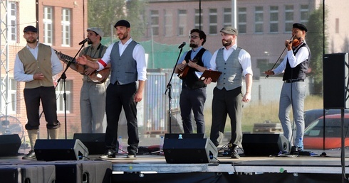 Koncert piosenek powstańczych z Ferajną z Hoovera we Wrocławiu