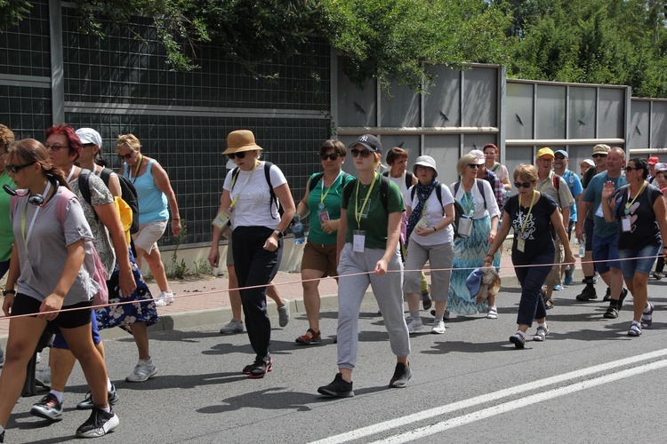 Fotorelacja z pielgrzymki - Dzień 4 - Kolumna stalowowolska