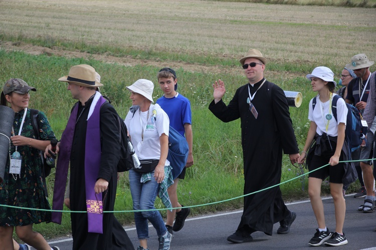 Fotorelacja z pielgrzymki - Dzień 4 - Kolumna stalowowolska