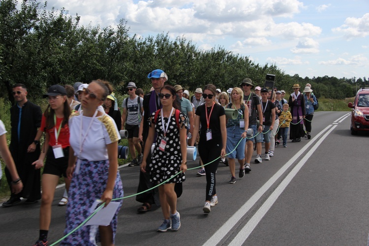 Fotorelacja z pielgrzymki - Dzień 4 - Kolumna stalowowolska