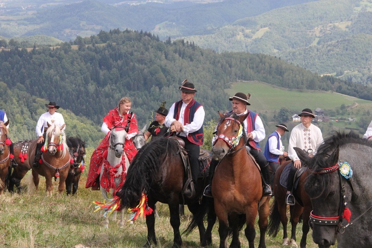 Tylmanowa. Jubileuszowa Msza na Błyszczu