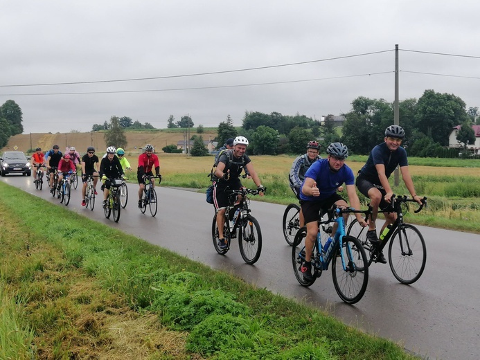 III rowerowa pielgrzymka z Kąclowej na Jasną Górę