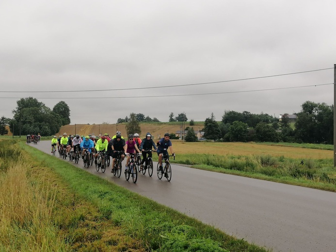 III rowerowa pielgrzymka z Kąclowej na Jasną Górę