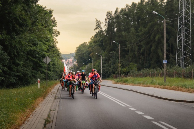 ​NINIWA Team mknie na północ - pierwszy tysiąc kilometrów i trzy kraje już za nimi