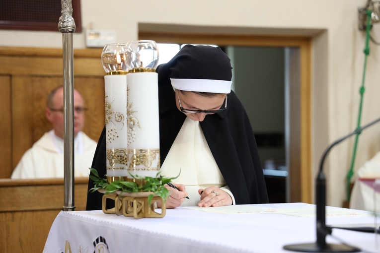 Śluby wieczyste sióstr dominikanek 