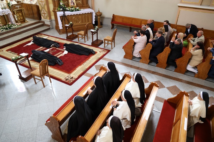 Śluby wieczyste sióstr dominikanek 