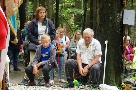 W "bukowej bazylice" na Trzonce - odpust ku czci Matki Bożej Śnieżnej 2022