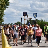 Pątnicy z Drzewicy już na szlaku