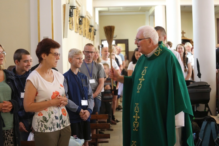 20. Piesza Pielgrzymka Dekanatu Czechowickiego na Jasną Górę - 2022