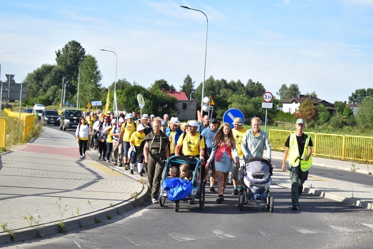 XIX PPDŚ. Ostatni etap i wejście na Jasną Górę