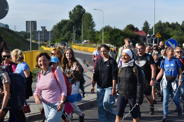 XIX PPDŚ. Ostatni etap i wejście na Jasną Górę