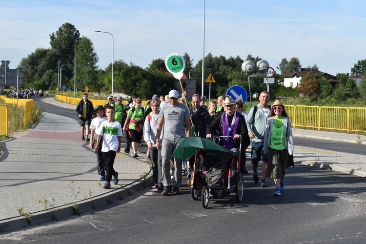 XIX PPDŚ. Ostatni etap i wejście na Jasną Górę