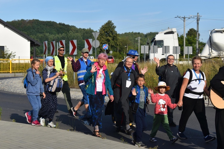 XIX PPDŚ. Ostatni etap i wejście na Jasną Górę