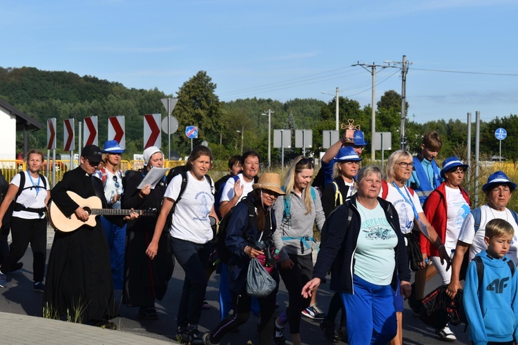 XIX PPDŚ. Ostatni etap i wejście na Jasną Górę