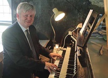 Jednym z występujących artystów był Roman Perucki z Polskiej Filharmonii Bałtyckiej w Gdańsku.