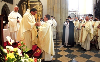 	Obrzęd rozesłania na rozpoczęcie dominikańskiego jubileuszu.