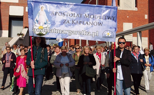Członkowie ruchu spotykają się także na ogólnopolskich pielgrzymkach.