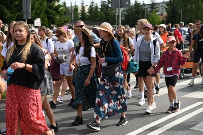 Opoczyńska kolumna wyruszyła na pielgrzymi szlak