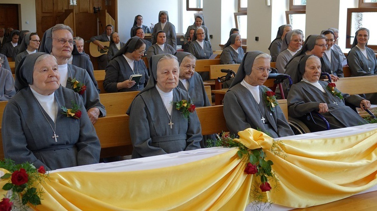 Jubileusz 150-lecia sióstr salezjanek w Pieszycach