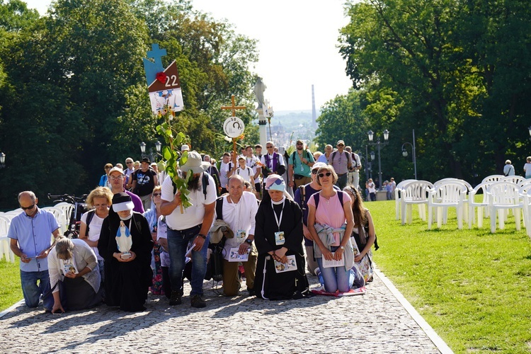 PPW 2022 - dzień 9. (Częstochowa Kawodrza-Jasna Góra) - część 3