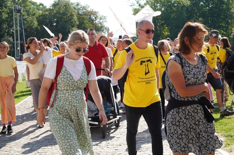PPW 2022 - dzień 9. (Częstochowa Kawodrza-Jasna Góra) - część 3