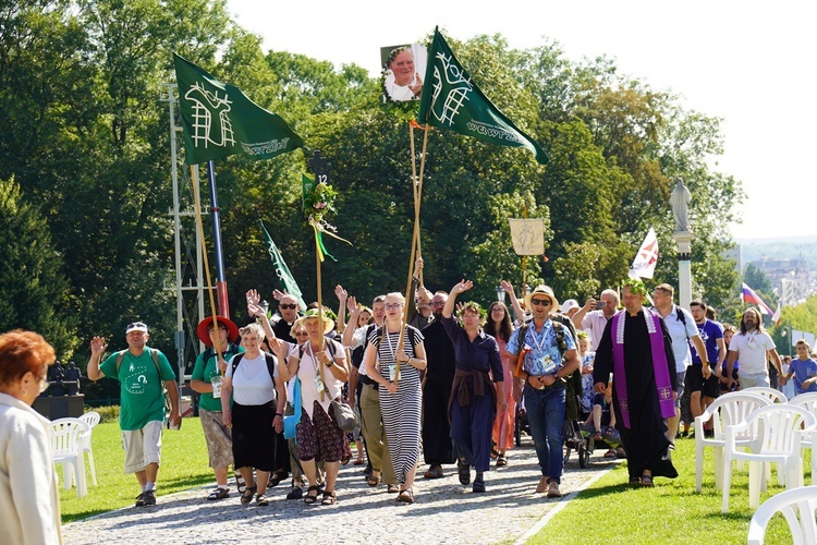 PPW 2022 - dzień 9. (Częstochowa Kawodrza-Jasna Góra) - część 4