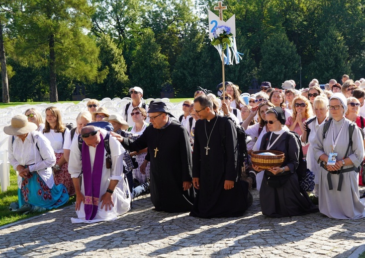 PPW 2022 - dzień 9. (Częstochowa Kawodrza-Jasna Góra) - część 3