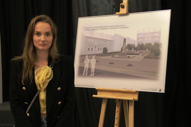 Plac po dawnej synagodze w Radomiu