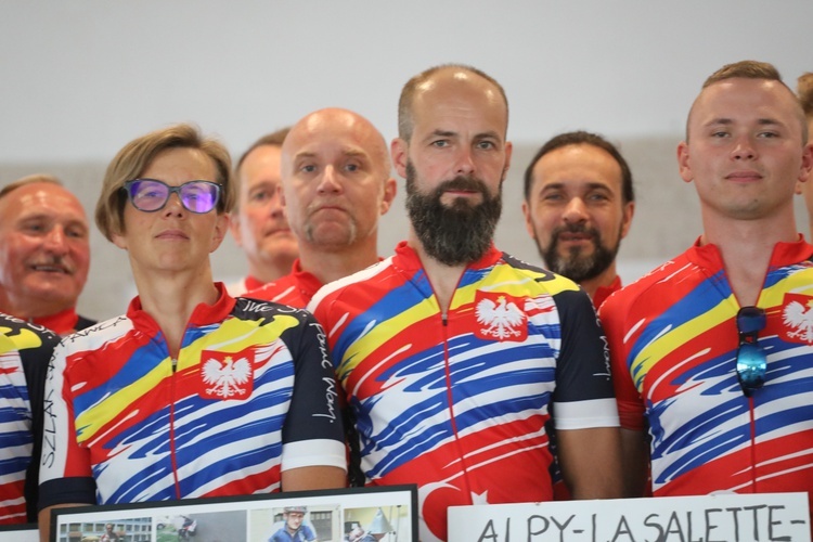 Rowerowy Team "Rozkręć wiarę" wyruszył na pielgrzymkę "Śladami św. Pawła" -2022