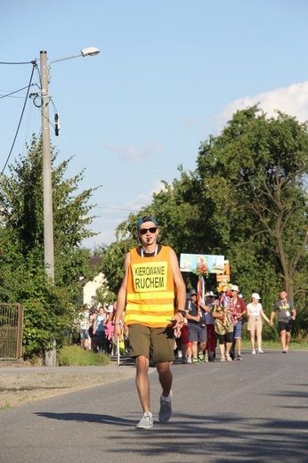 Fotorelacja z pielgrzymki - dzień 7. - kolumna stalowowolska