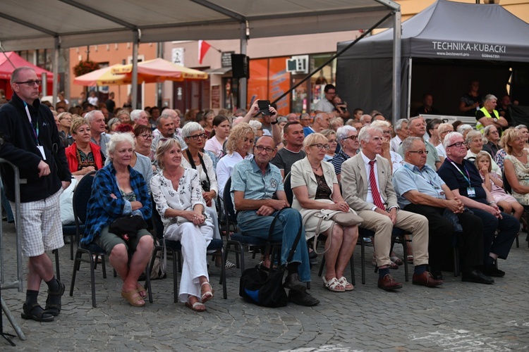 Inauguracja XXX Międzynarodowego Festiwalu Folkloru w Strzegomiu