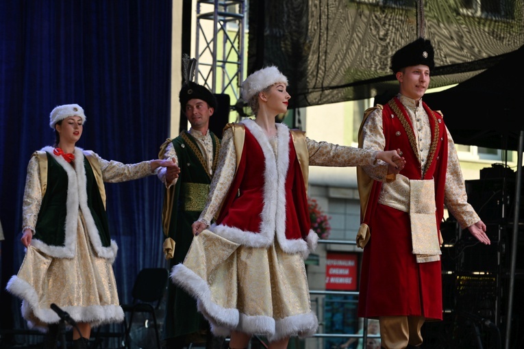 Inauguracja XXX Międzynarodowego Festiwalu Folkloru w Strzegomiu
