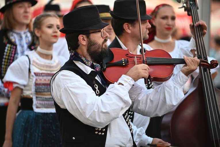 Inauguracja XXX Międzynarodowego Festiwalu Folkloru w Strzegomiu