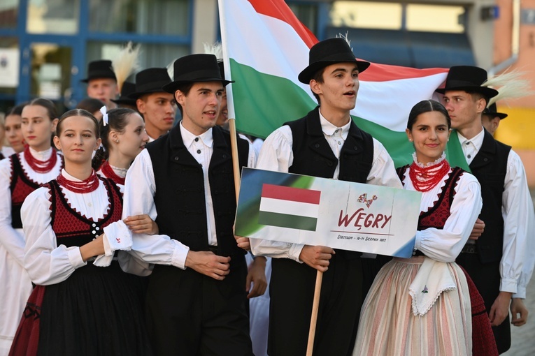 Inauguracja XXX Międzynarodowego Festiwalu Folkloru w Strzegomiu