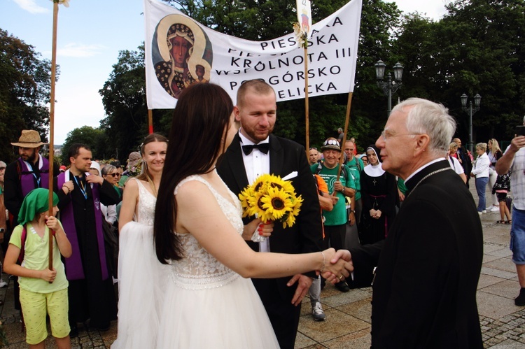 Wejście 42. Pieszej Pielgrzymki Krakowskiej na Jasną Górę