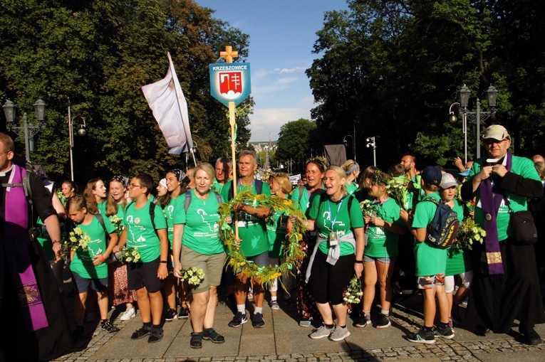 Wejście 42. Pieszej Pielgrzymki Krakowskiej na Jasną Górę