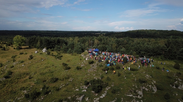 Fotorelacja z pielgrzymki - dzień 8. - kolumna stalowowolska