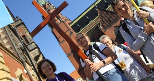 Legnica. Pieszo do Krzeszowa