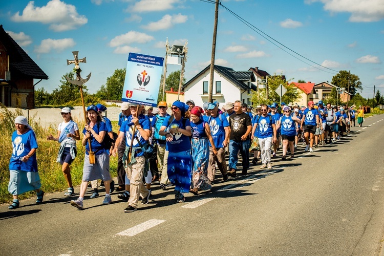 Jasna Góra już niedaleko - ostatni dzień pielgrzymowania