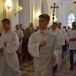Wprowadzenie relikwii bł. ks. Jerzego Popiełuszki do parafii w Kutnie