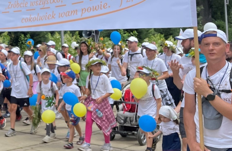 Powitanie 20. Pieszej Pielgrzymki Dekanatu Czechowickiego na Jasnej Górze - 2022