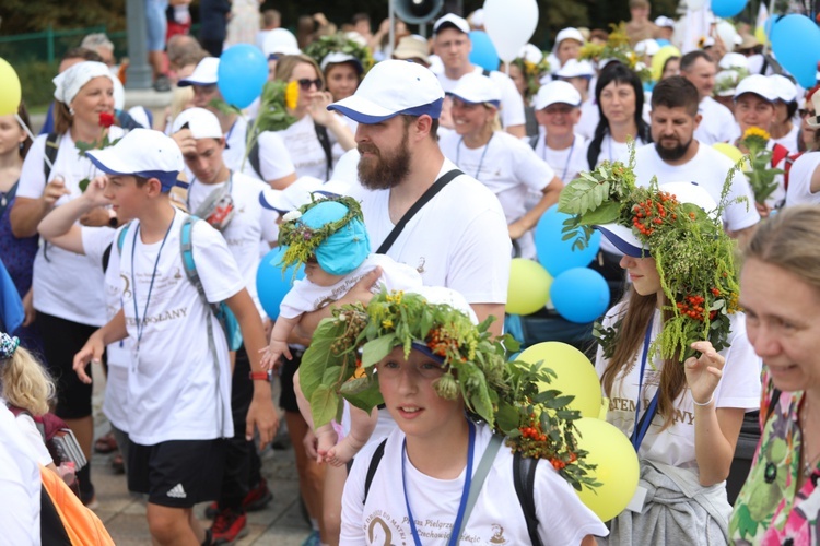 Powitanie 20. Pieszej Pielgrzymki Dekanatu Czechowickiego na Jasnej Górze - 2022