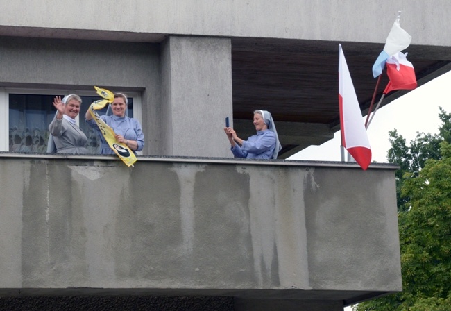 Pielgrzymka z diecezji radomskiej weszła na Jasną Górę