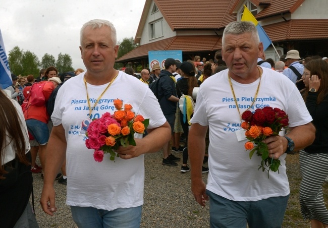 Pielgrzymka z diecezji radomskiej weszła na Jasną Górę